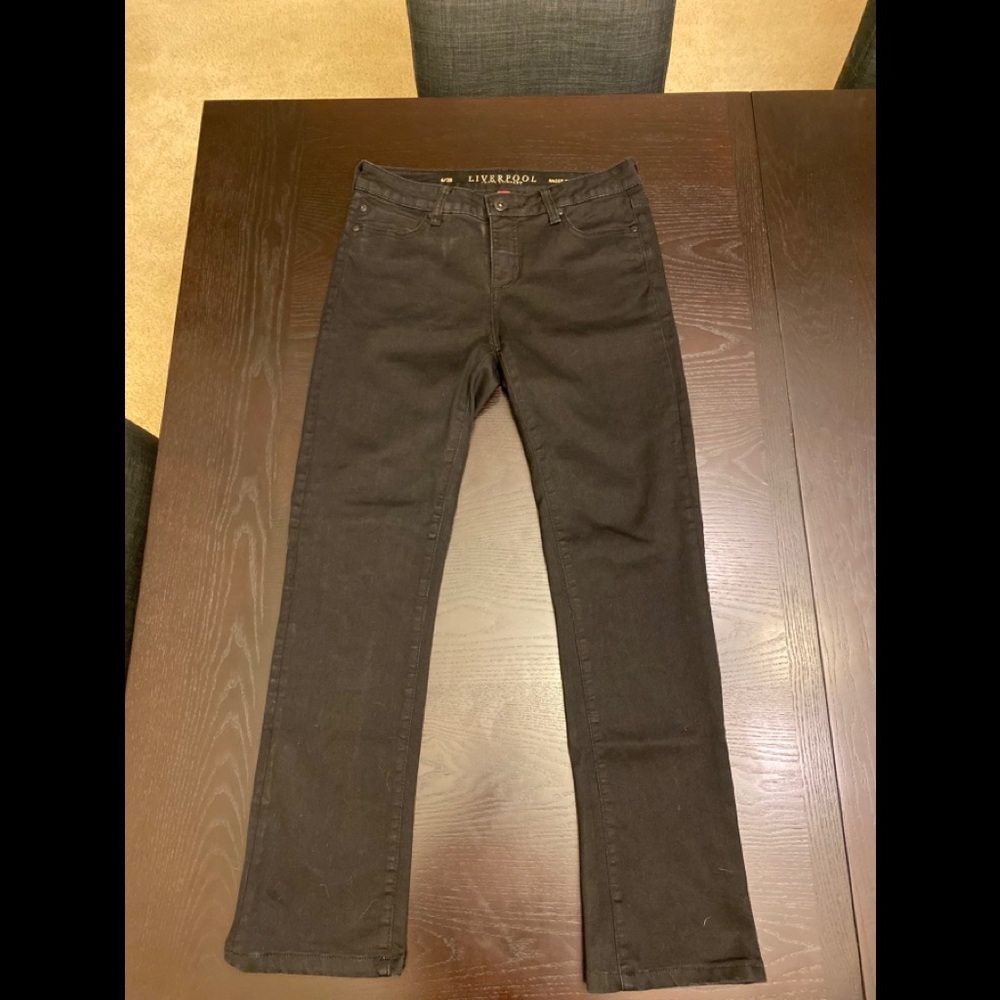 Woman’s black jeans